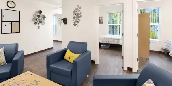 Lifeline Connections Men's Low-Intensity Residential